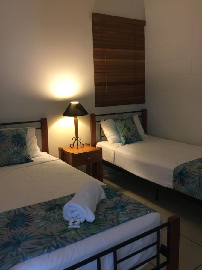 شاطئ إيرلي Whitsunday Waterfront Apartments المظهر الخارجي الصورة