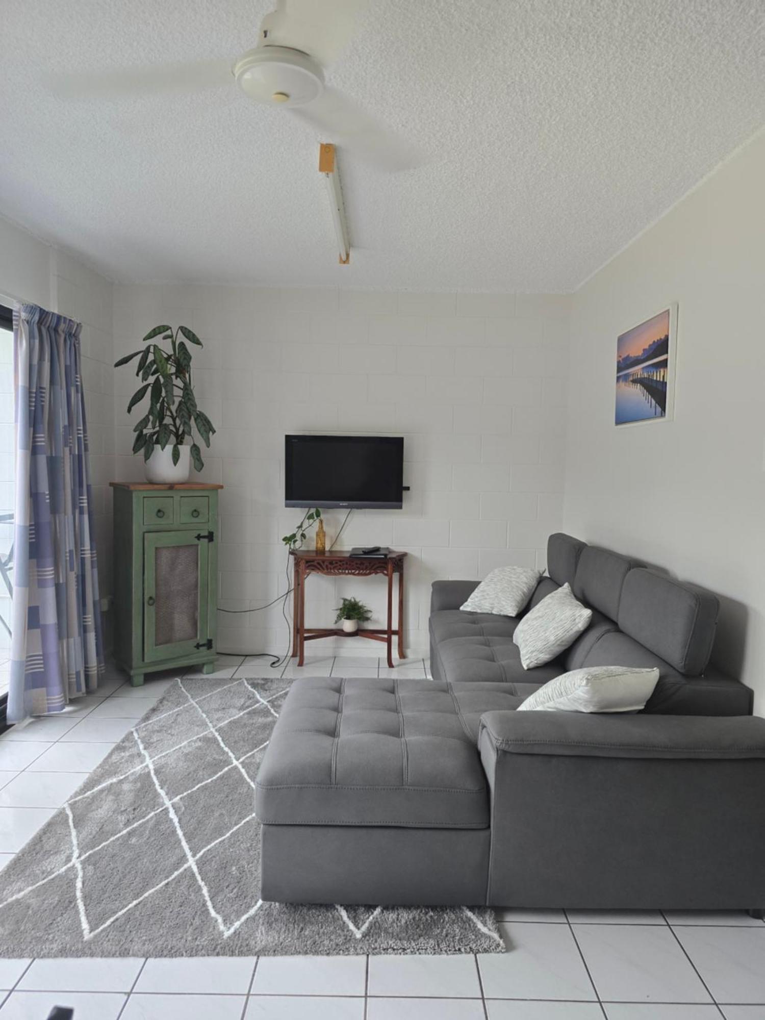 شاطئ إيرلي Whitsunday Waterfront Apartments المظهر الخارجي الصورة
